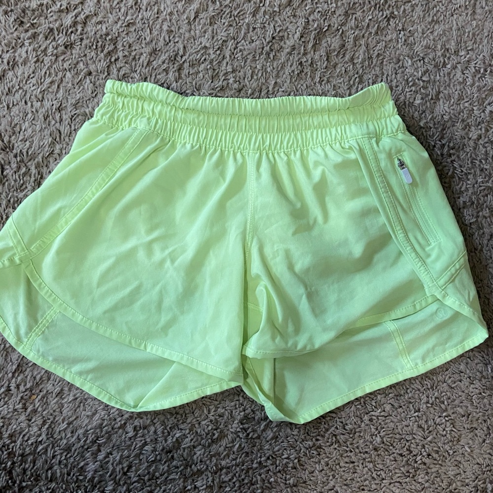 Tracker Short Size 8